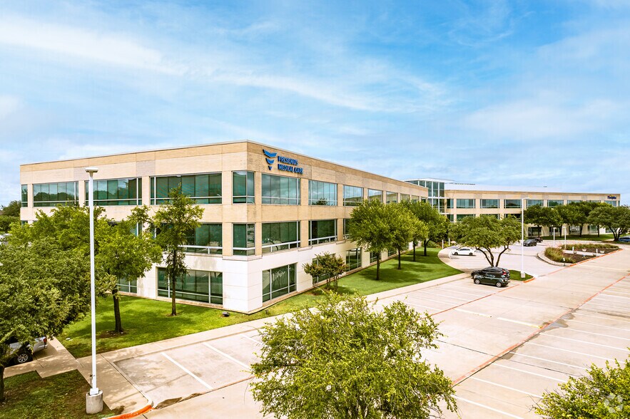 More Photos Of 2201 W Plano Pky, Plano Office For Lease