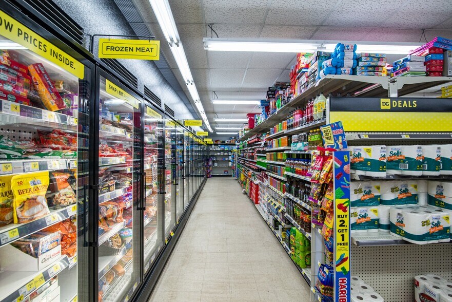 More Photos Of 1215 Main St, Munfordville Freestanding For Sale