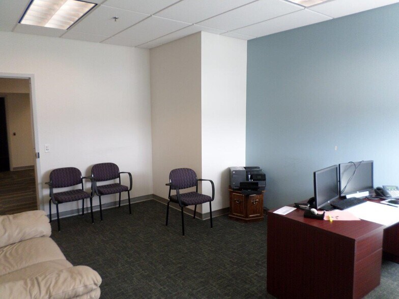 More Photos Of 1401 N Keyser Ave, Scranton Office For Sale