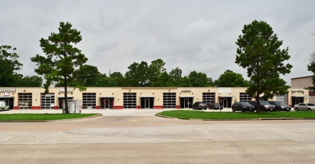 More Photos Of 16121 N Eldridge Pky, Tomball Flex For Lease