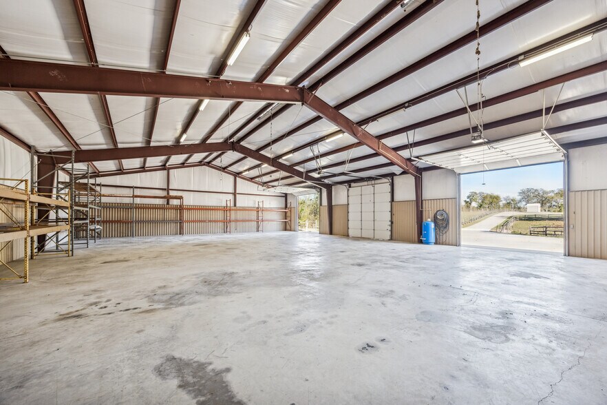 More Photos Of 16372 Highway 6, Navasota Specialty For Sale