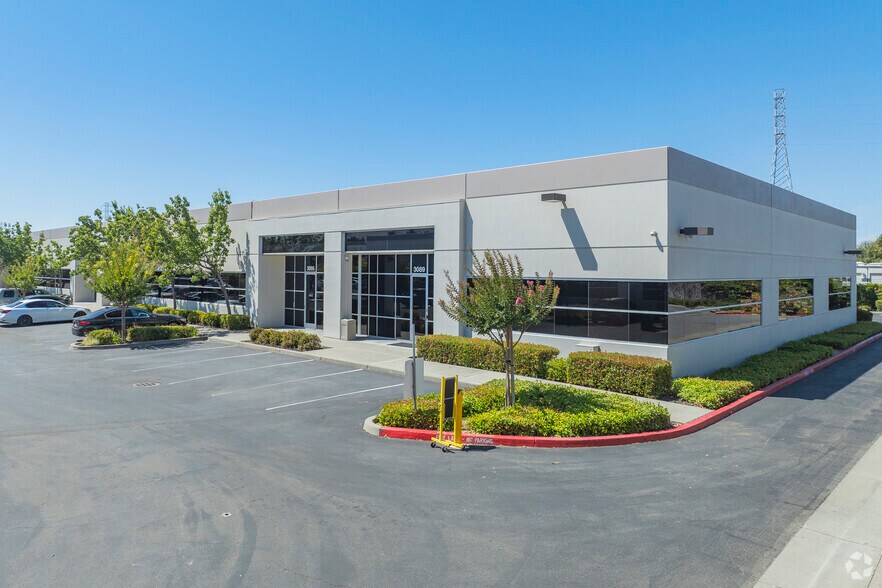 Primary Photo Of 3089-3113 Skyway Ct, Fremont Research And Development For Lease