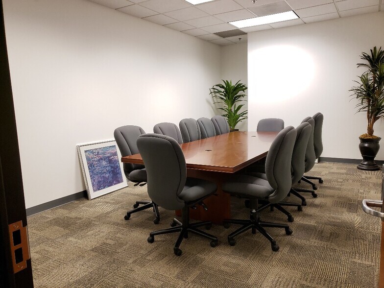 More Photos Of 4200 Concours, Ontario Office For Lease