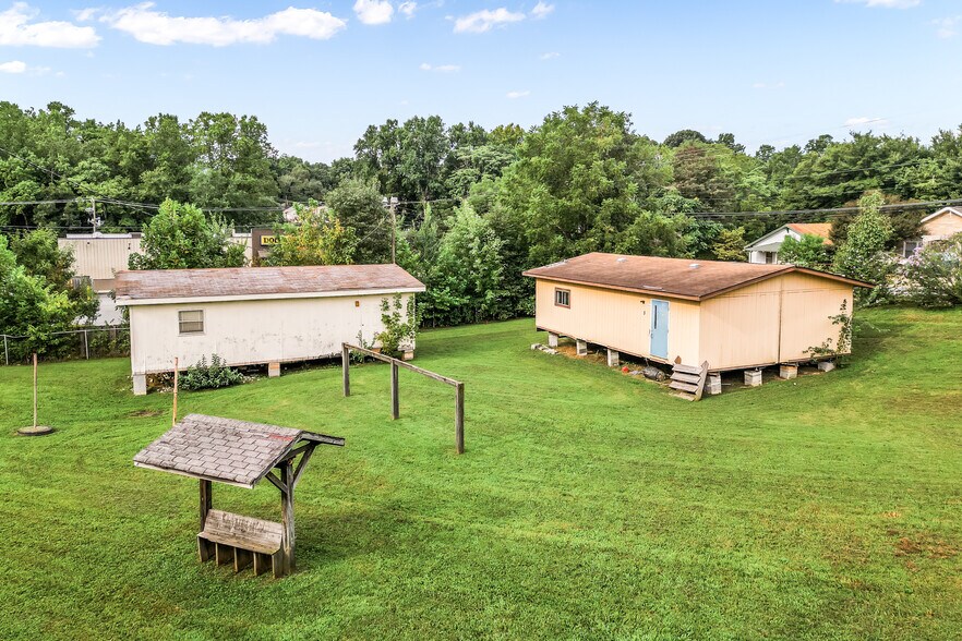 More Photos Of 2925 S Main St, Winston-Salem Office For Sale