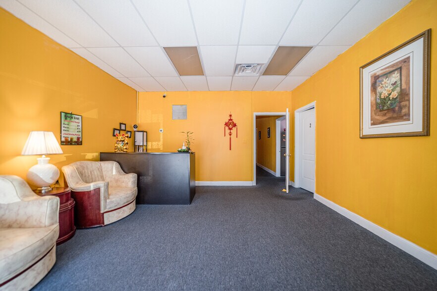 More Photos Of 8632-8638 Centreville Rd, Manassas Storefront Retail Office For Sale