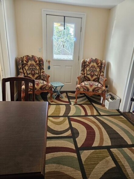 More Photos Of 6440 Thomas Jefferson Pky, Palmyra Office For Sale