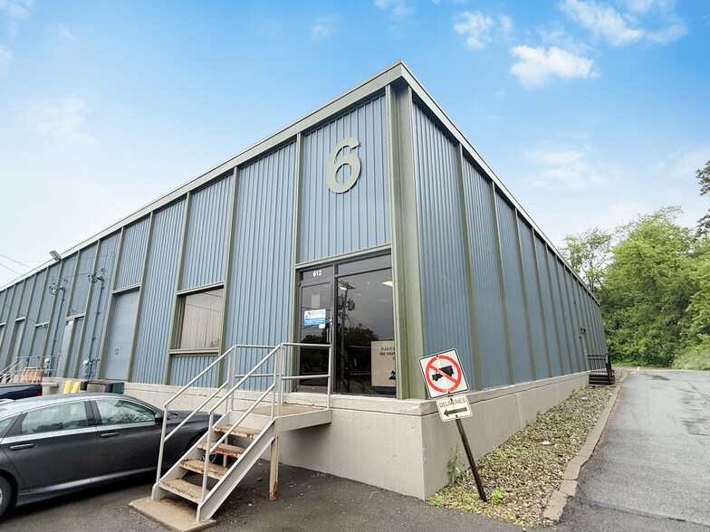 Primary Photo Of 612 Parkway View Dr, Pittsburgh Warehouse For Lease