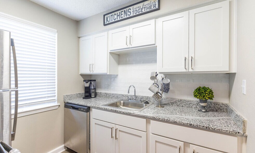 More Photos Of 5431 Essen Ln, Baton Rouge Apartments For Sale