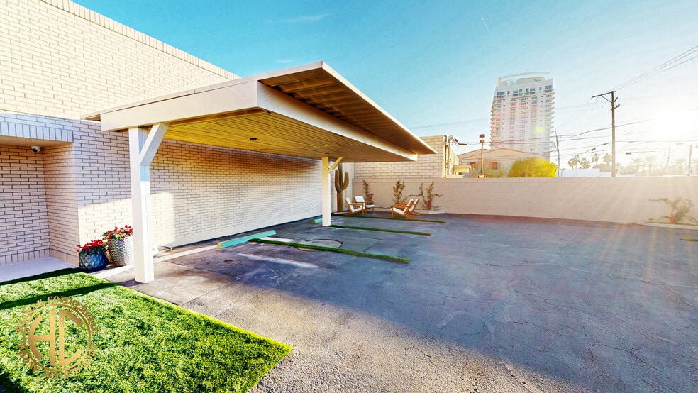 More Photos Of 626 S 3rd St, Las Vegas Office For Sale