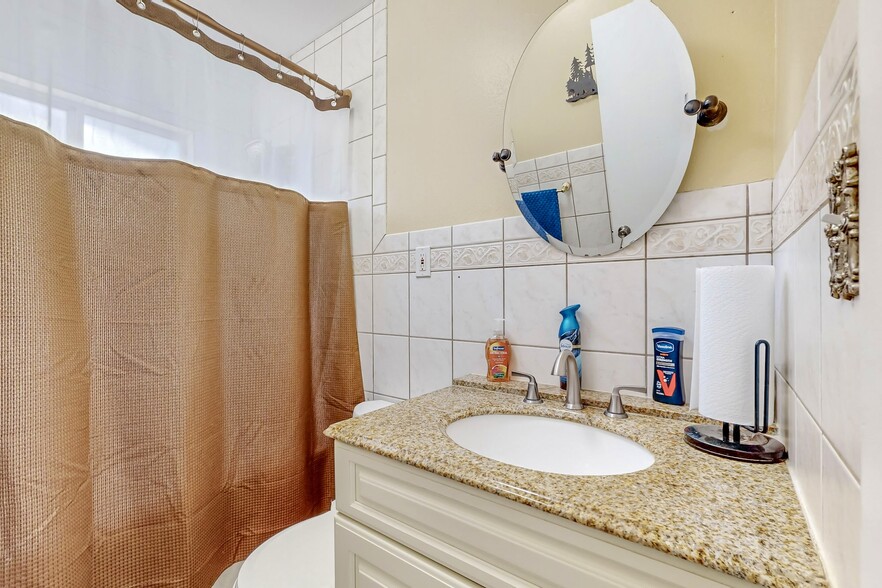 More Photos Of 2116 N Riverside Dr, Espanola Manufactured Housing Mobile Home Park For Sale