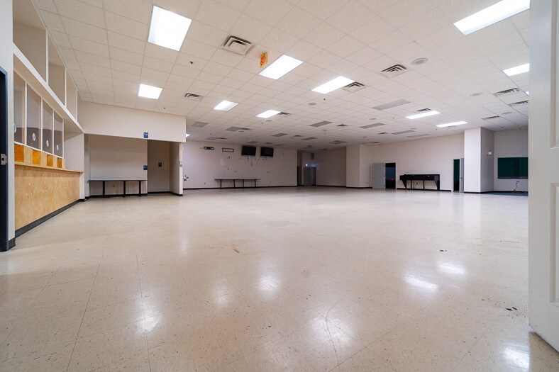 More Photos Of 6986 US Highway 129 S, Jasper Distribution For Lease