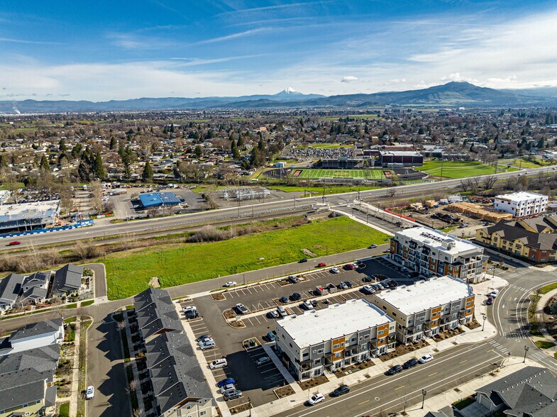 More Photos Of 0 Boulder Ridge St, Central Point Land For Sale