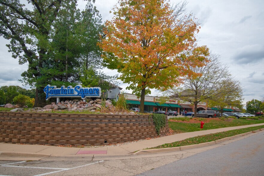 More Photos Of 1006-1078 E Algonquin Rd, Algonquin Freestanding For Lease