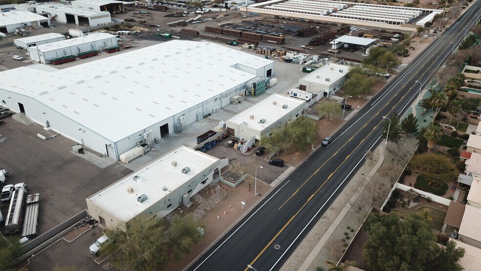 More Photos Of 1000 N Hamilton St, Chandler Warehouse For Lease