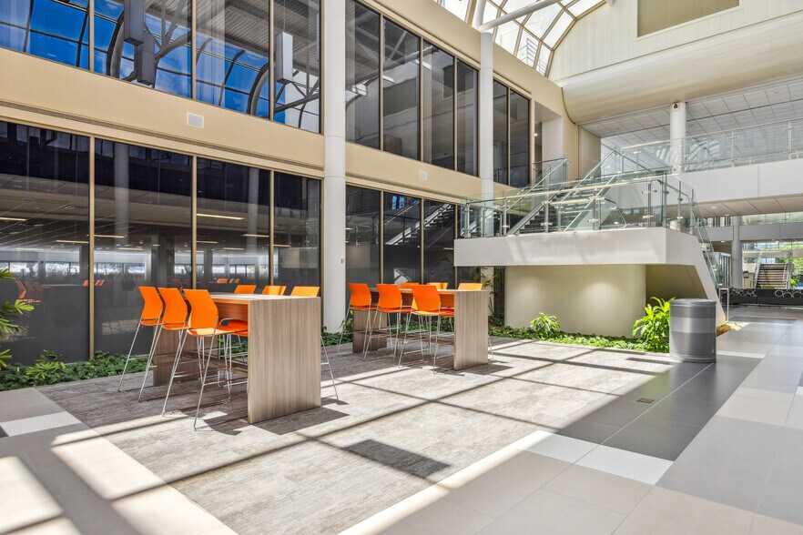 More Photos Of 5201 Congress Ave, Boca Raton Office For Lease