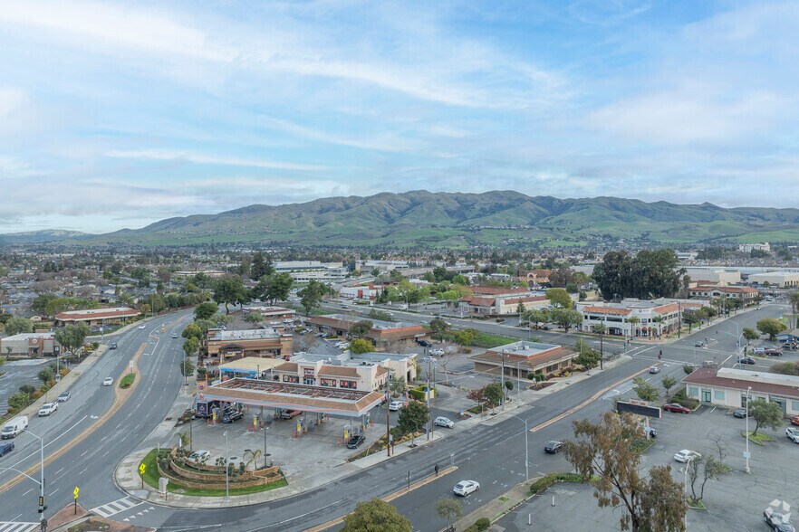 More Photos Of 101-105 Serra Way, Milpitas Freestanding For Lease