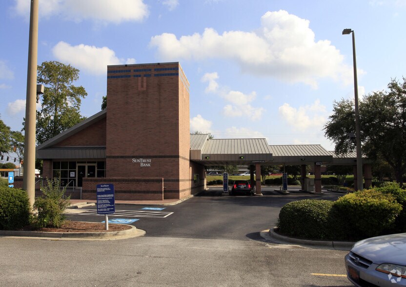 Primary Photo Of 13060 Abercorn St, Savannah Bank For Sale