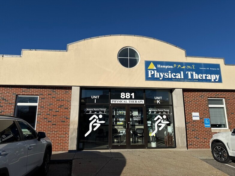 More Photos Of 879-881 Lafayette Rd, Hampton Medical For Lease