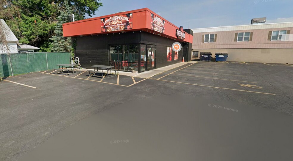 More Photos Of 1030 Payne Ave, North Tonawanda Fast Food For Lease