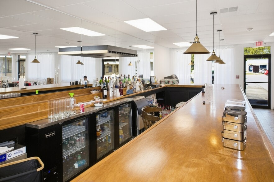 More Photos Of 53 Providence St, West Warwick Restaurant For Sale