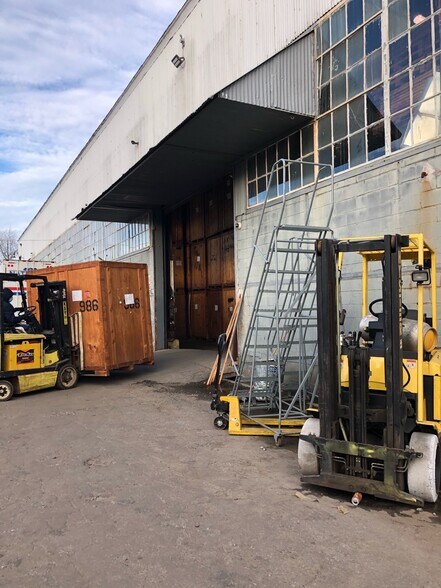 More Photos Of 141 Andros Ave, Staten Island Warehouse For Sale
