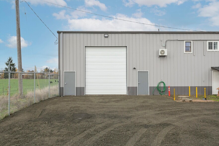 More Photos Of 2200 Three Lakes Rd SE, Albany Manufacturing For Lease