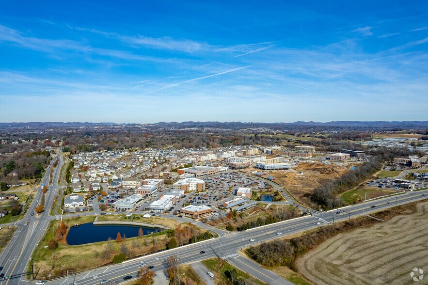 More Photos Of 4068 Rural Plains Cir, Franklin Loft Creative Space For Lease