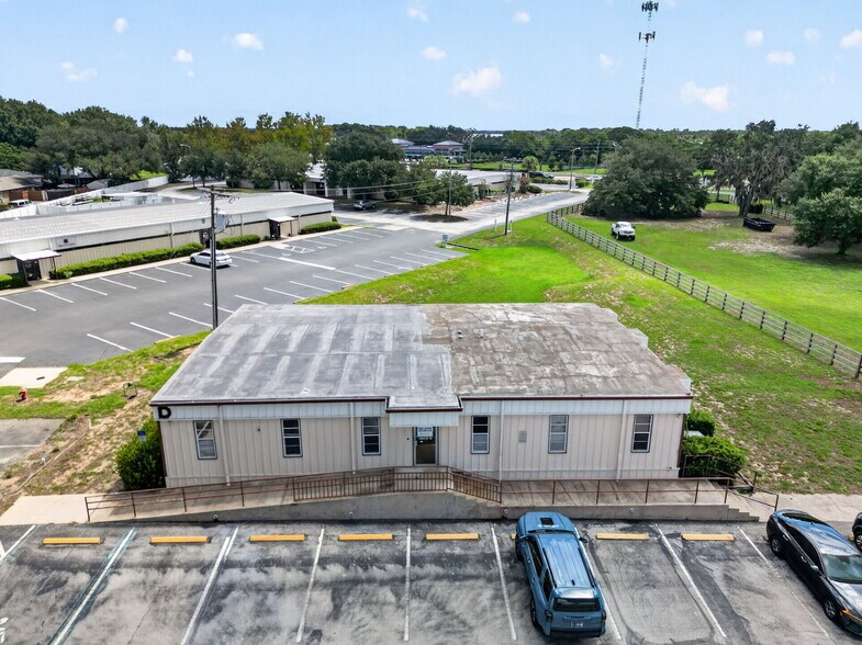 More Photos Of , Tavares Office For Sale