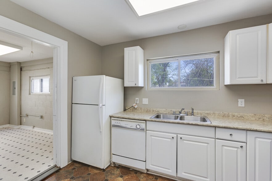 More Photos Of 2412 Felts Ave, Nashville Office Residential For Lease