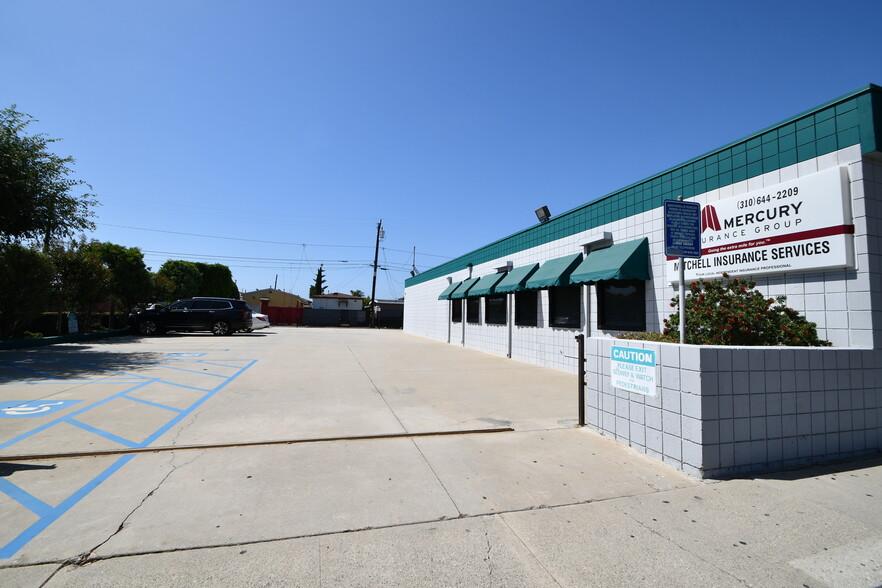 Primary Photo Of 15001 Hawthorne Blvd, Lawndale Office For Sale