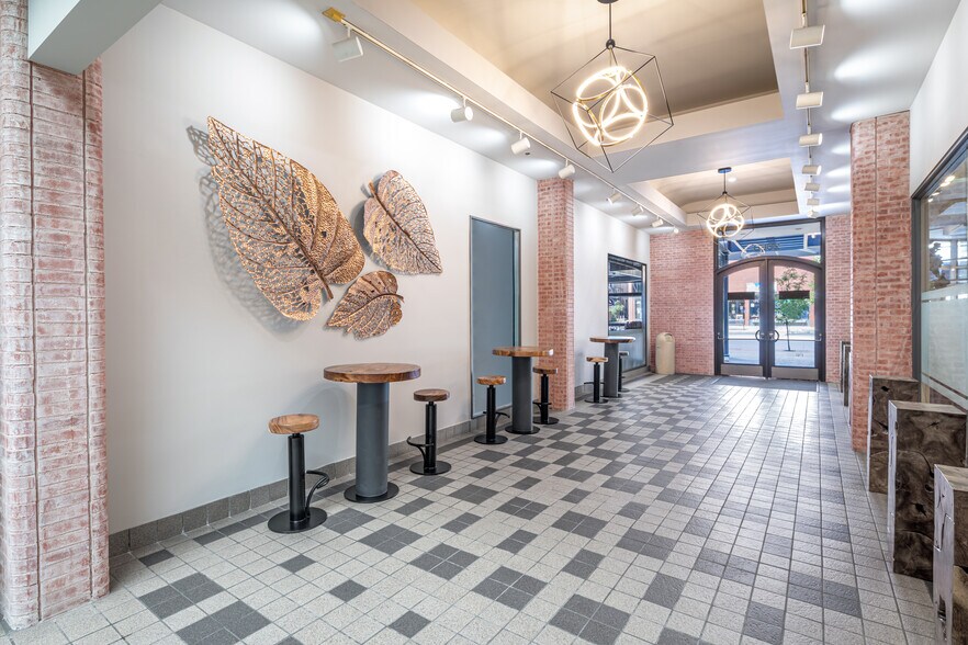 More Photos Of 2036-2098 Broadway St, Boulder Office For Lease