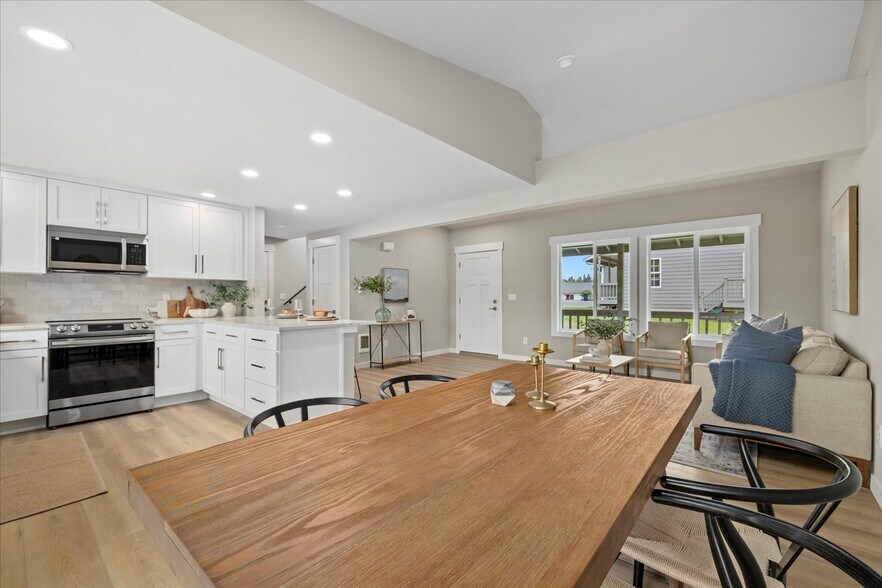 More Photos Of 930 Stitch Rd, Lake Stevens Apartments For Sale