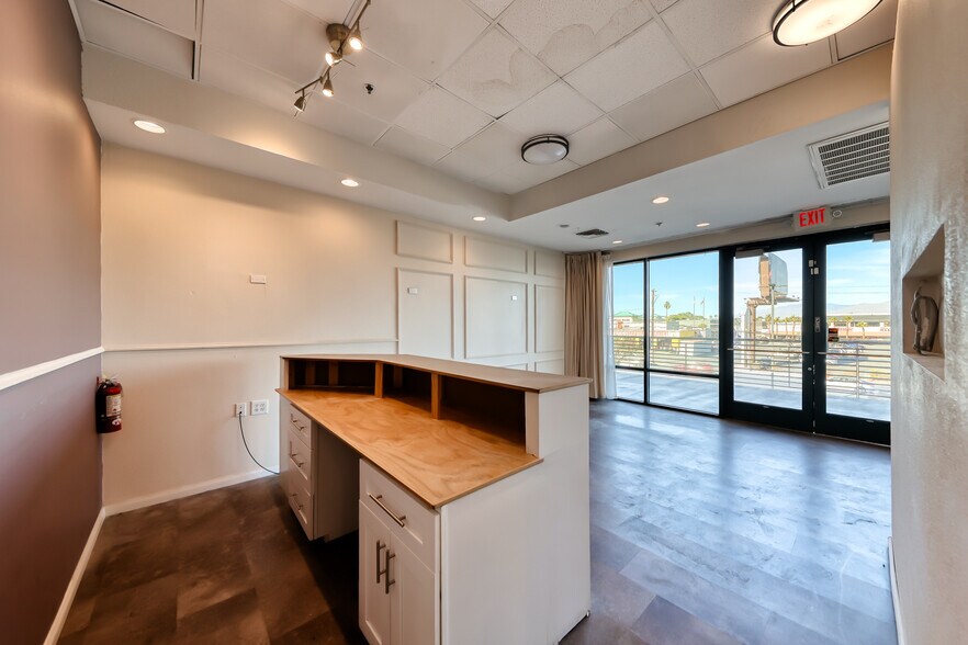 More Photos Of 4355 Spring Mountain Rd, Las Vegas Unknown For Lease