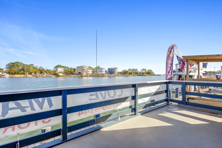 More Photos Of 275 Timber Island Rd, Carrabelle Restaurant For Sale