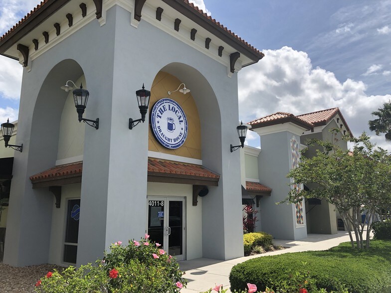 More Photos Of 4011 Tampa Rd, Oldsmar Unknown For Lease