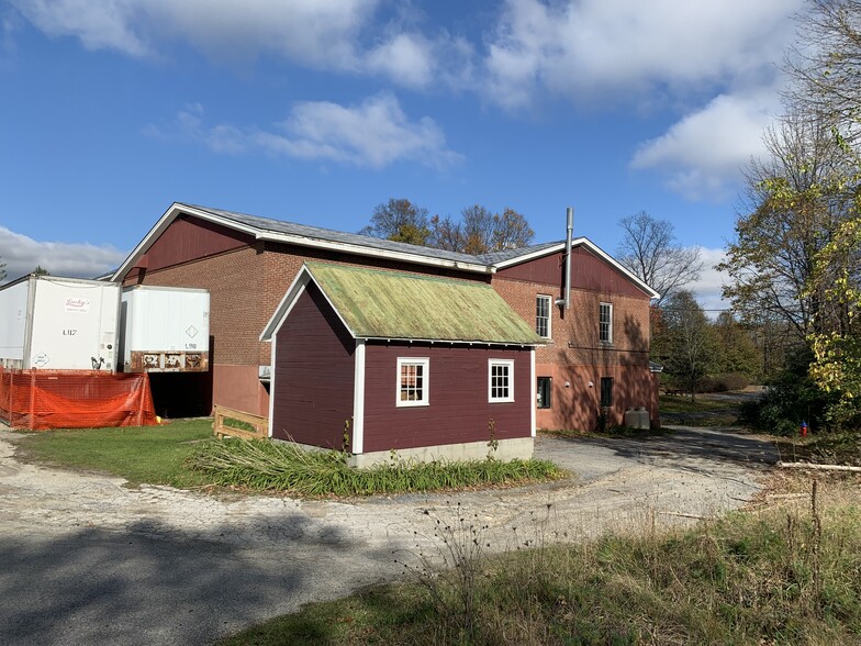 More Photos Of 218 Jones Dr, Brandon Industrial For Sale