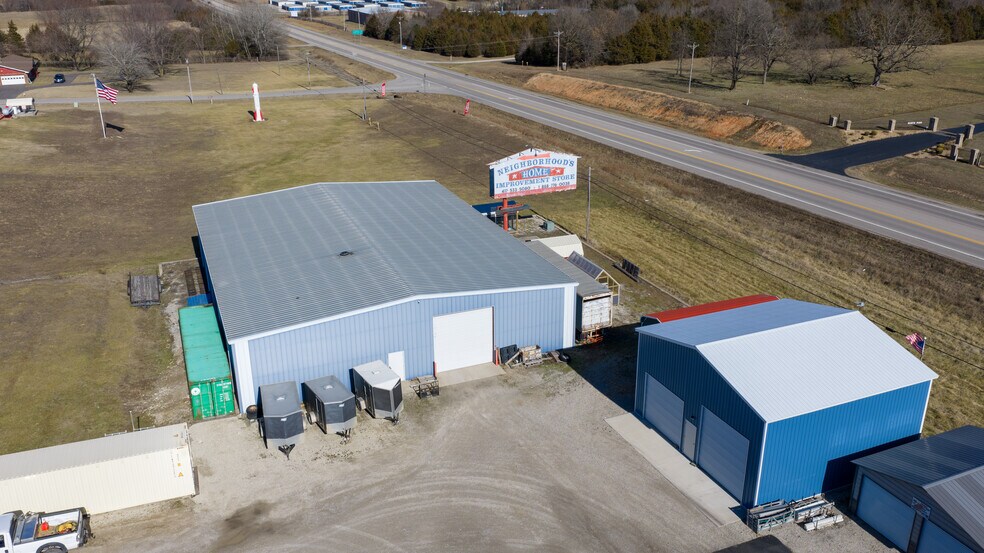 More Photos Of 19850 Houston Rd, Lebanon Showroom For Sale