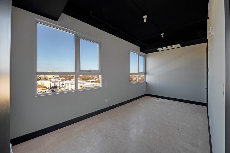 More Photos Of 1055-1063 63rd St, Brooklyn Office For Sale