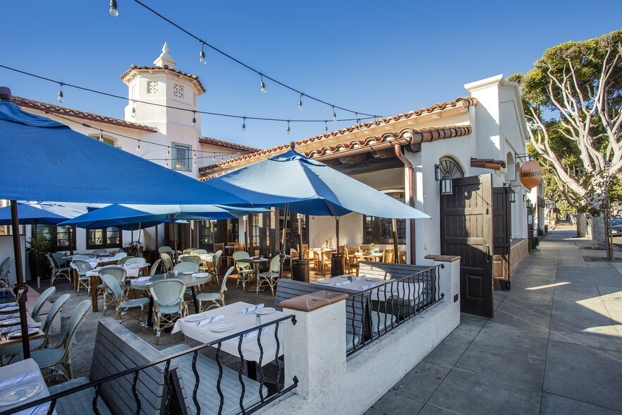 More Photos Of 224-226 Ocean Ave, Laguna Beach Freestanding For Lease