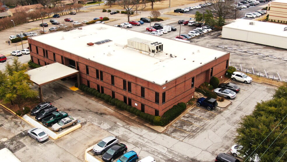 More Photos Of 425 N Highland Ave, Sherman Medical For Sale