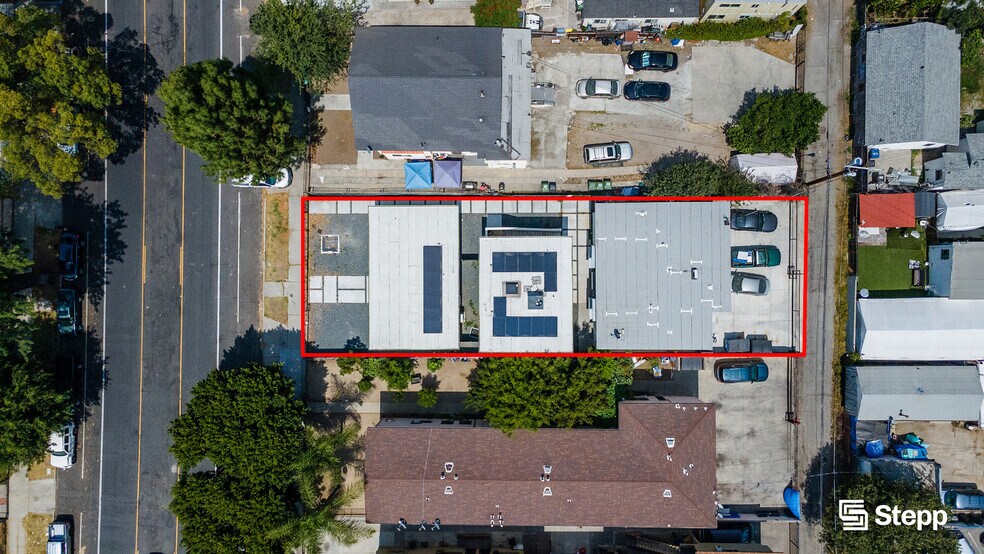 More Photos Of 1023 E 28th St, Los Angeles Apartments For Sale
