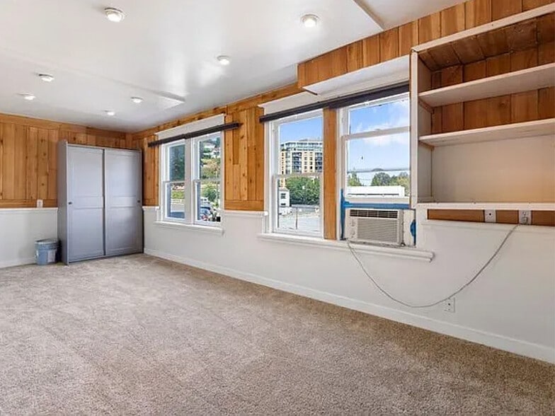 More Photos Of 2308-2326 SW Osage St, Portland Apartments For Sale