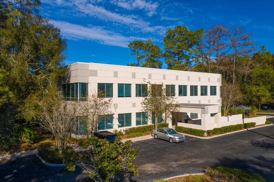 More Photos Of 13101 Telecom Dr, Tampa Office For Lease