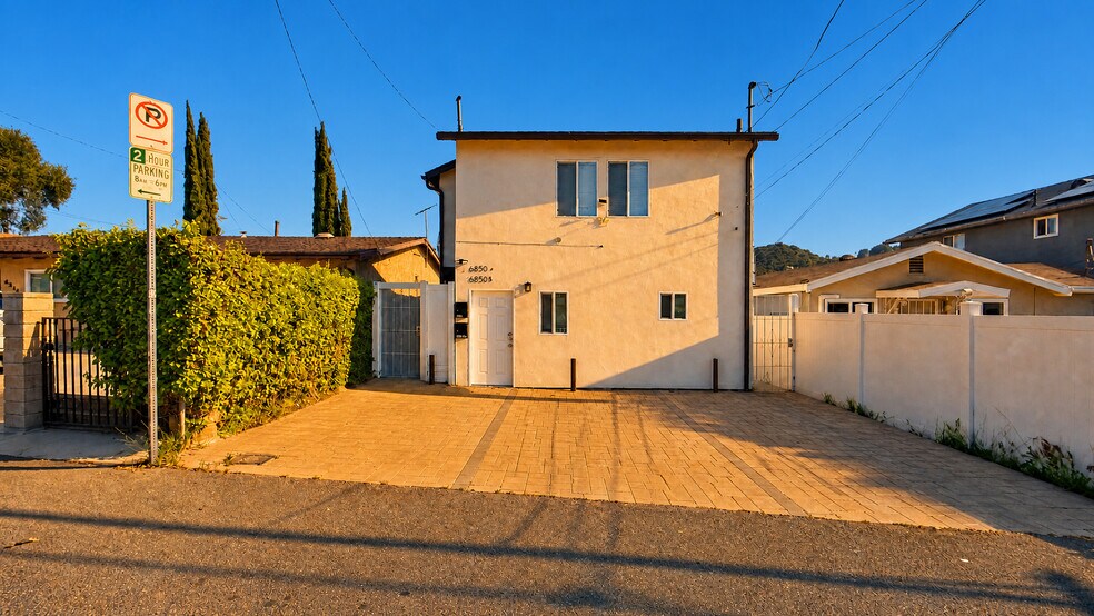 More Photos Of , Tujunga Office For Sale