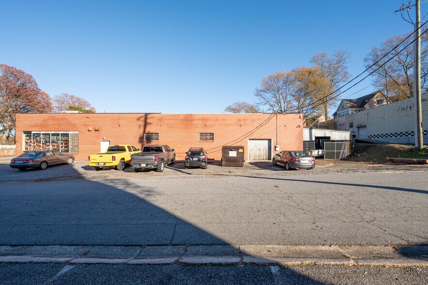 More Photos Of , Marietta Unknown For Sale