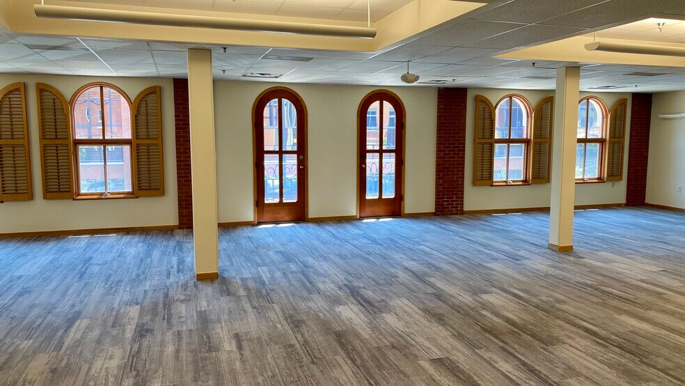 More Photos Of 1033-1037 Walnut St, Boulder Loft Creative Space For Lease