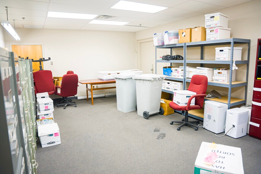 More Photos Of 1301 W Forest Grove Rd, Vineland Flex For Lease