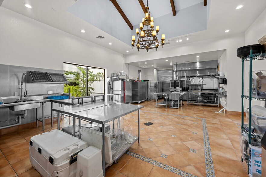 More Photos Of 11901 Fort King Hwy, Thonotosassa Winery Vineyard For Sale