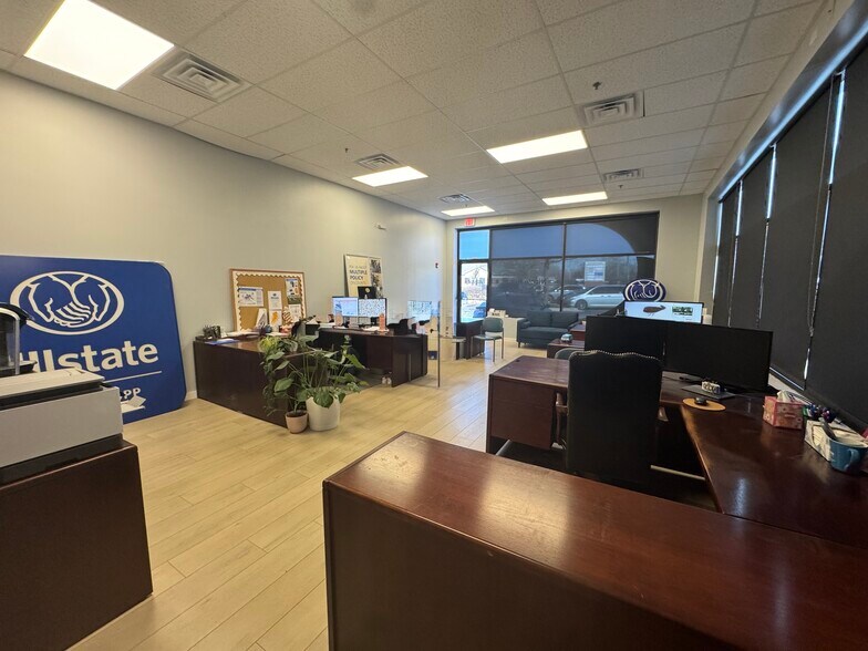 More Photos Of 4579-4589 Route 71, Oswego Storefront Retail Office For Lease