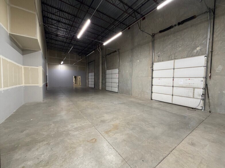 More Photos Of 330 N Ancestor Pl, Boise Warehouse For Lease